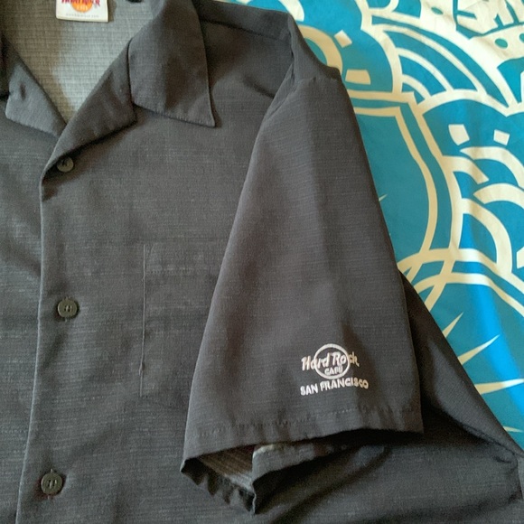 HARD ROCK SAN FRANCISCO CAFE PINUP FENDER GUITAR ROCKABILLY BOWLING SHIRT BLACK - Picture 11 of 13